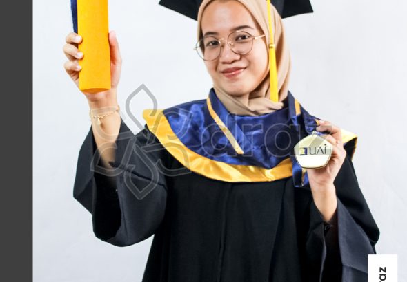 TOGA-WISUDA-UAI-21