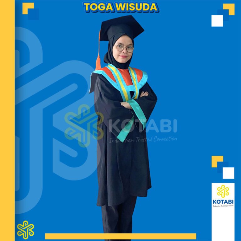 pembuat toga wisuda universitas